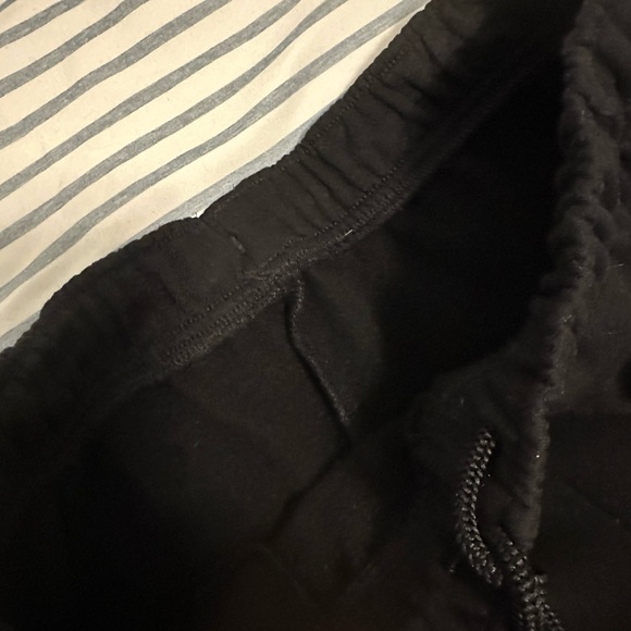 Alo Accolade Sweatpants in black size M - Picture 5 of 10